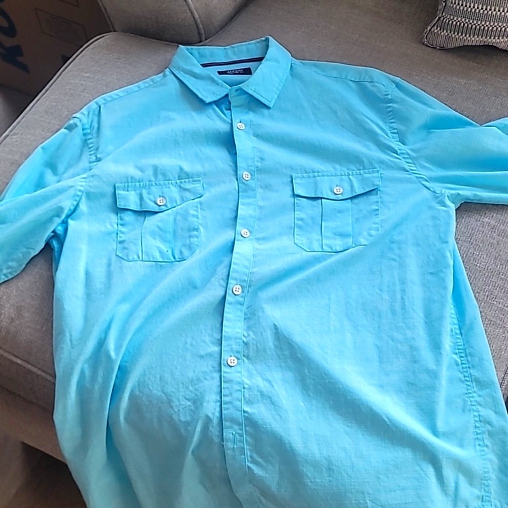 Mens Alfani Reg Fit.